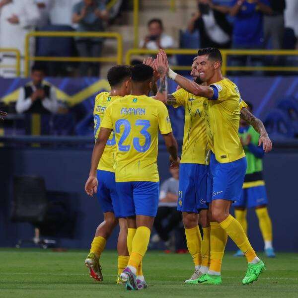 لاعبو النصر