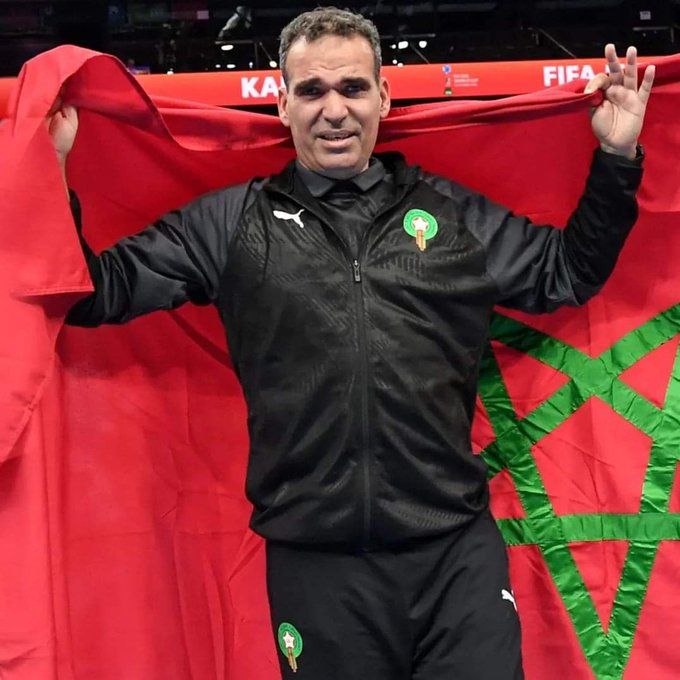 هشام الدكيك