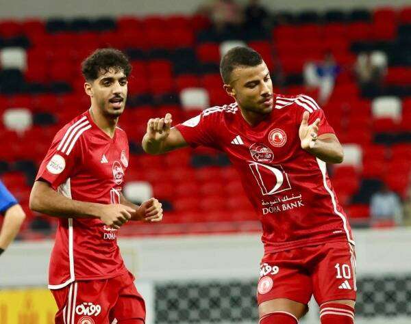 لاعبو العربي