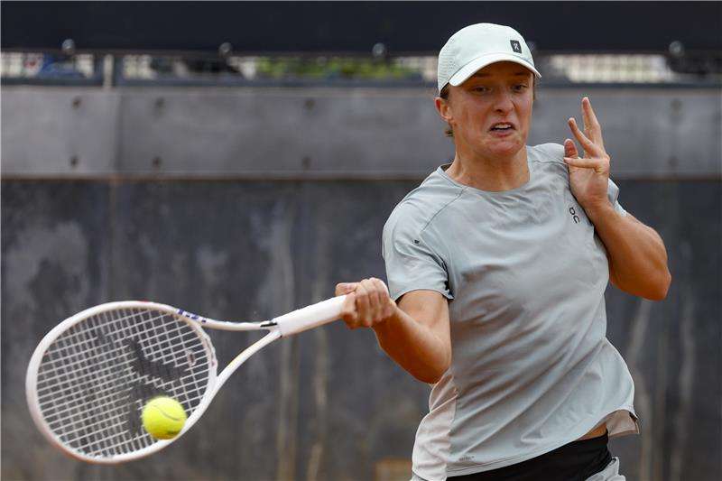 إيجا شفيونتيك