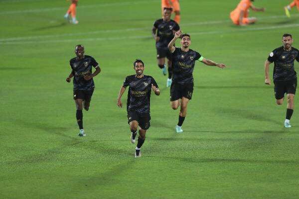 لاعبو البدع