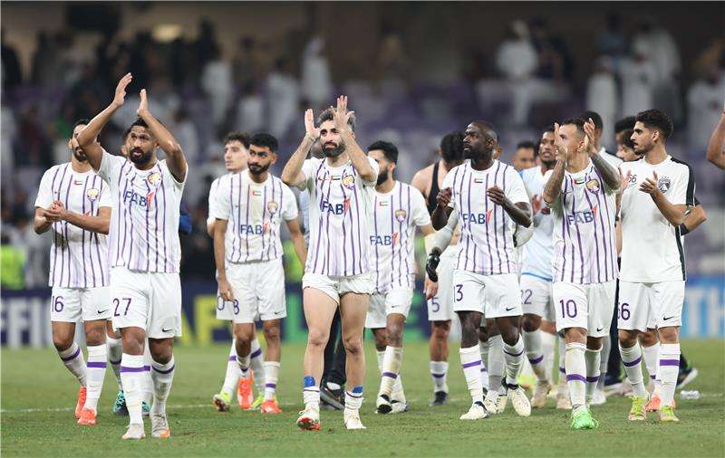 لاعبو العين