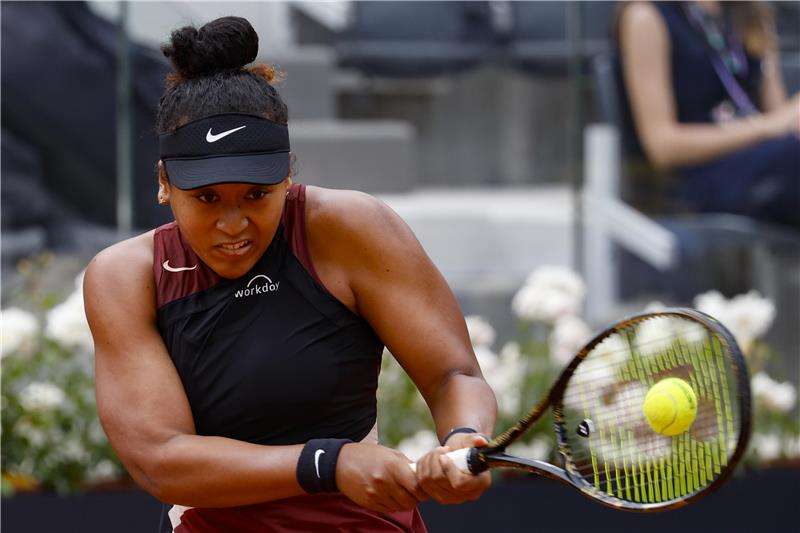 ناومي أوساكا