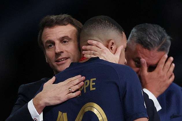 ماكرون ومبابي