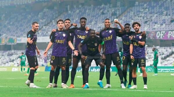 لاعبو العين