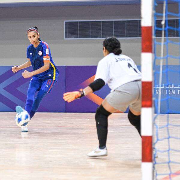 يارا الفارس