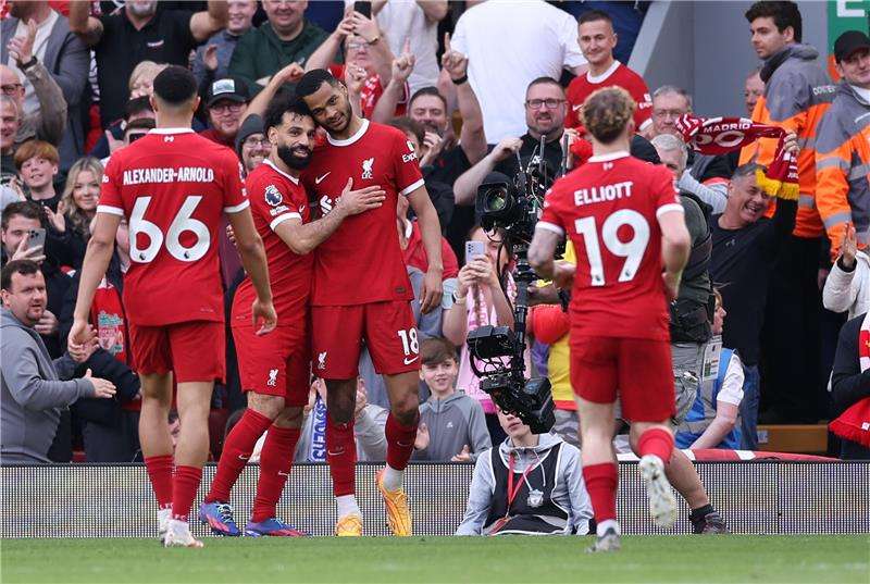 لاعبو ليفربول