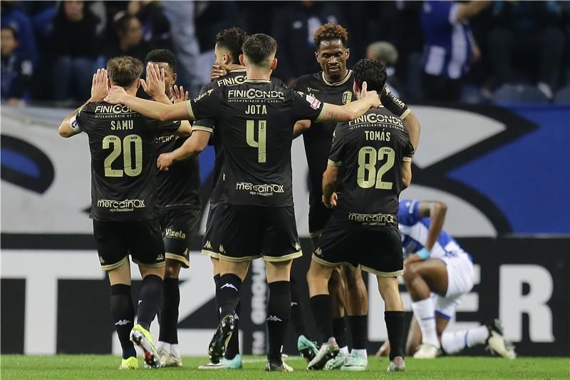 لاعبو فيزيلا