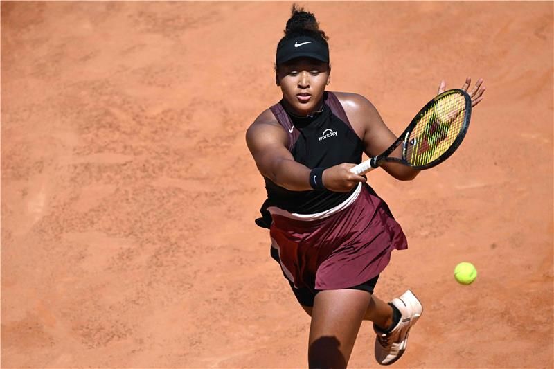 نعومي أوساكا