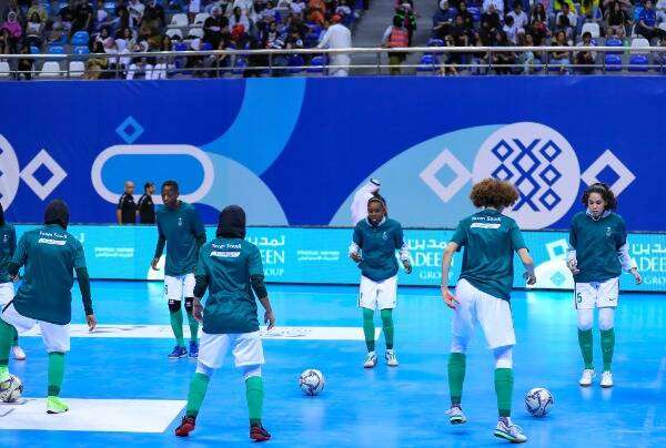 لاعبات المنتخب السعودي للصالات