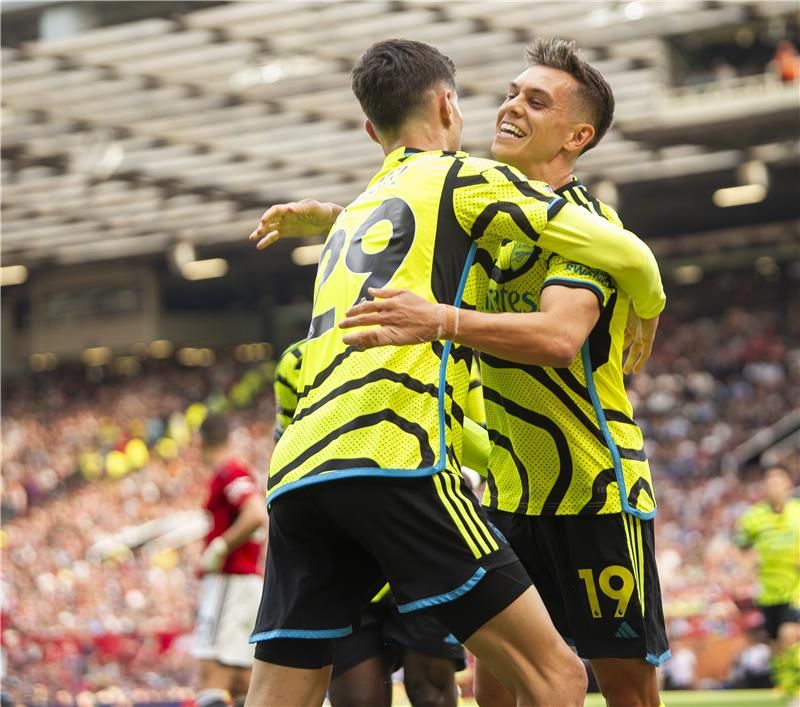 لاعبو آرسنال