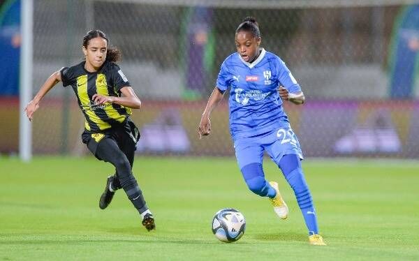 الاتحاد والهلال في الدوري الممتاز للسيدات