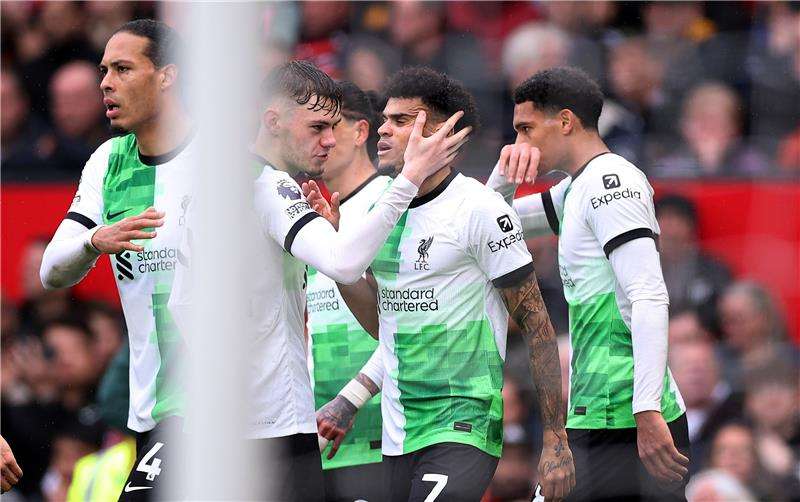 لاعبو ليفربول