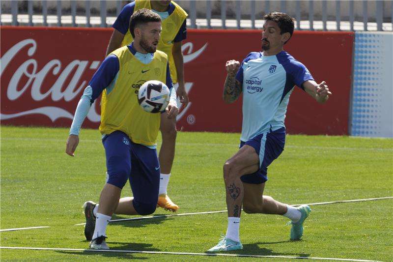 لاعبو أتلتيكو مدريد