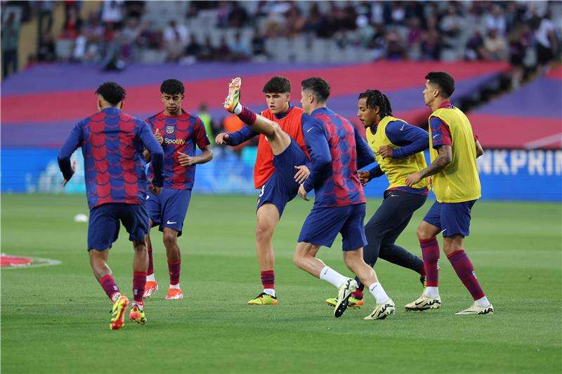 لاعبو برشلونة