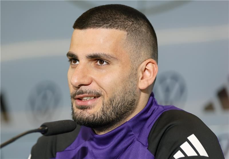 دينيز أونداف