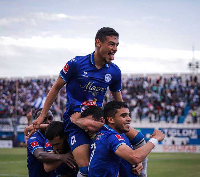 لاعبو الاتحاد المنستيري