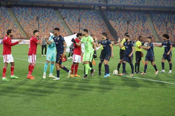 لقاء سابق بين الفريقين