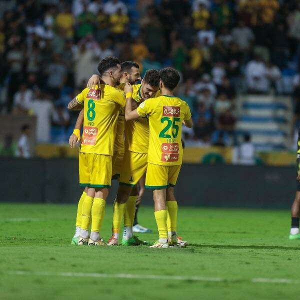 لاعبو الخليج