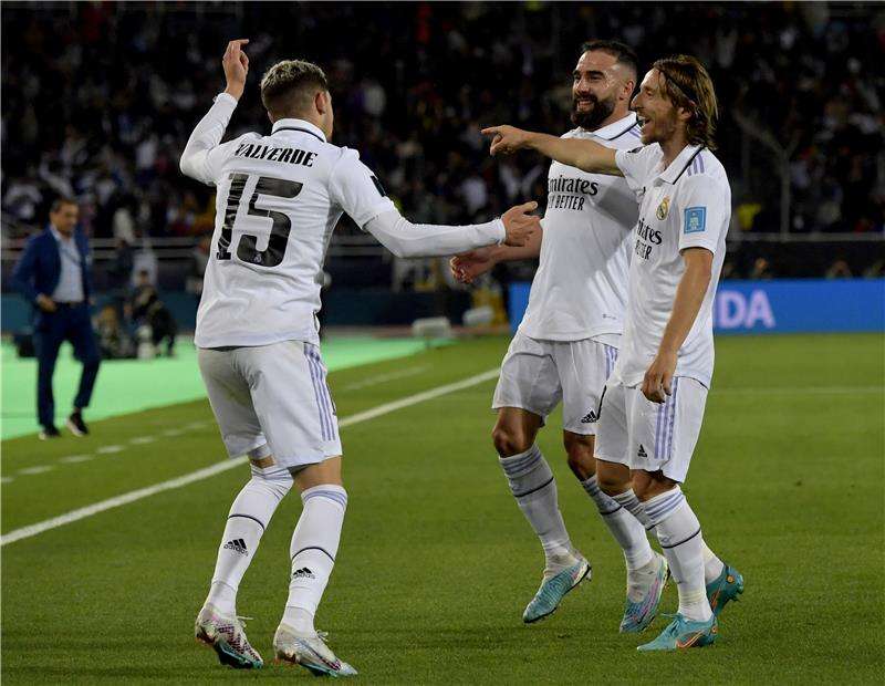 مودريتش وكارفاخال