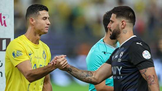 ميتروفيتش ورونالدو