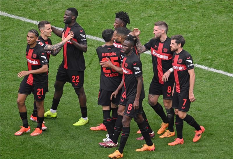 لاعبو باير ليفركوزن