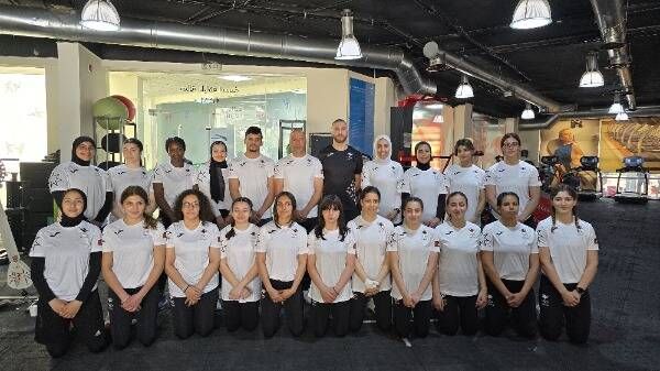 منتخب المصارعة الأردني للسيدات