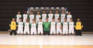 شباب أخضر اليد