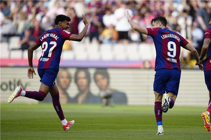 لاعبو برشلونة