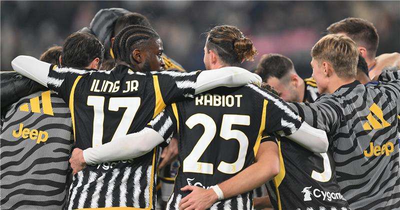 لاعبو يوفنتوس