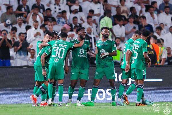 لاعبو أهلي جدة