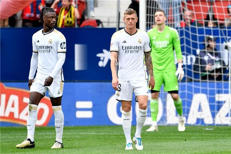 كامافينجا وكروس