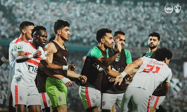 من احتفال أحمد حمدي بهدفه أمام نهضة بركان