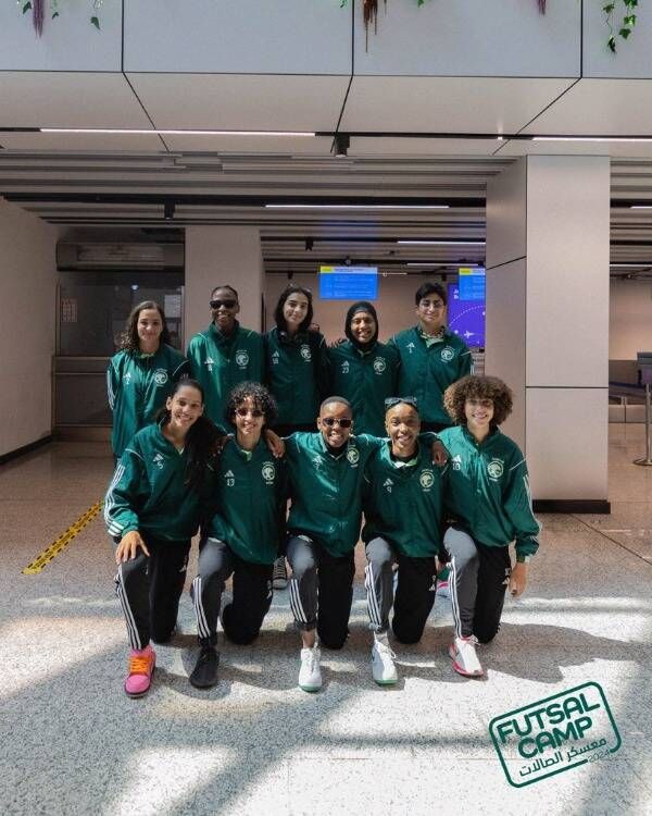 جانب من وصول اللاعبات