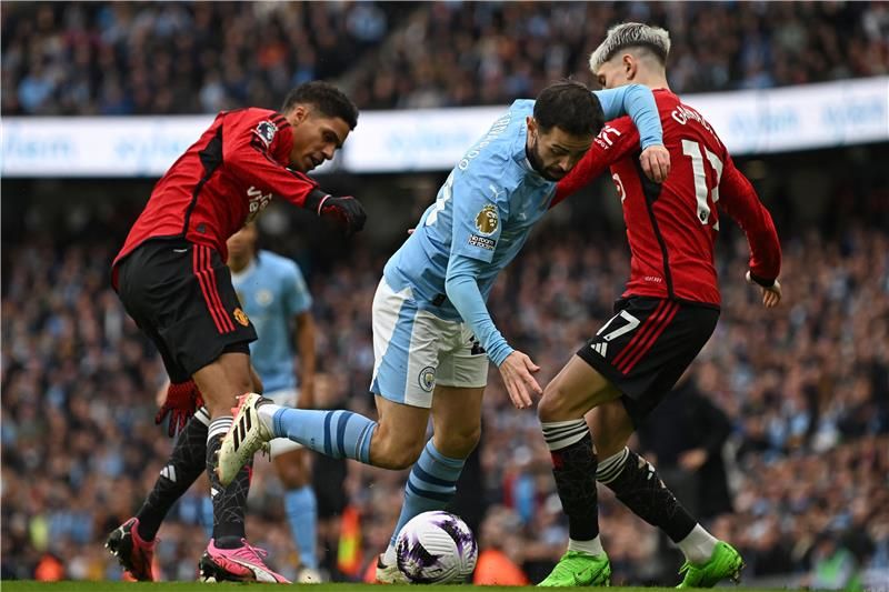 لقاء سابق بين الفريقين