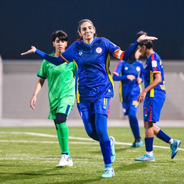 يارا الفارس