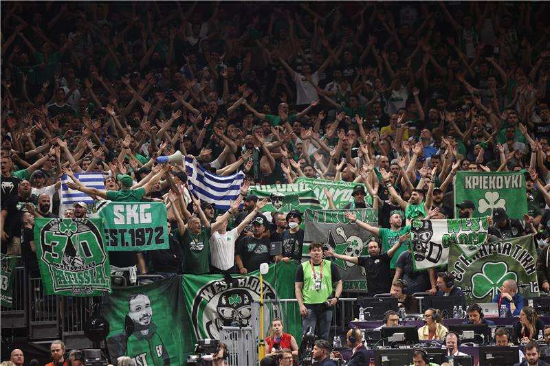 جماهير باناثينايكوس