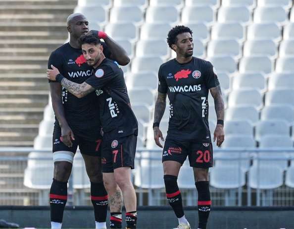 لاعبو فاتح قرا جمرك