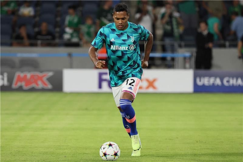 أليكس ساندرو