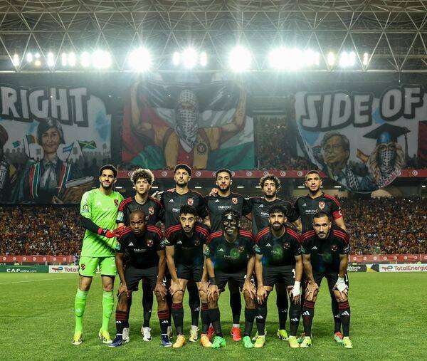 لاعبو الأهلي في مباراة الذهاب