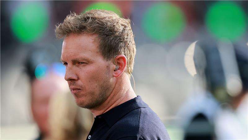 جوليان ناجلسمان