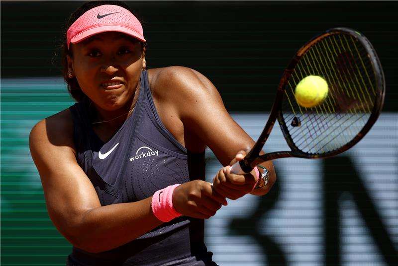 نعومي أوساكا