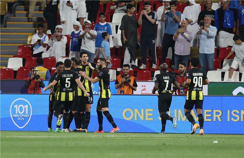 لاعبو الاتحاد