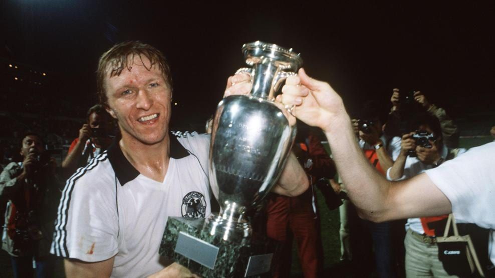sport._football._pic_1980._european_championship_final_in_rome._west_germany_2_v_belgium_1._west_germany_s_horst_hrubesch_with_the_trophy.