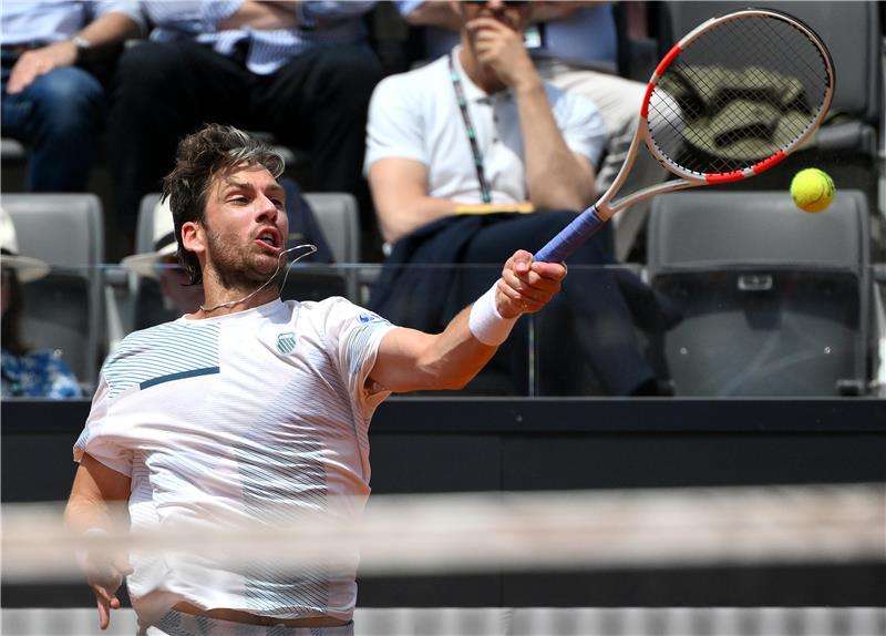 كاميرون نوري