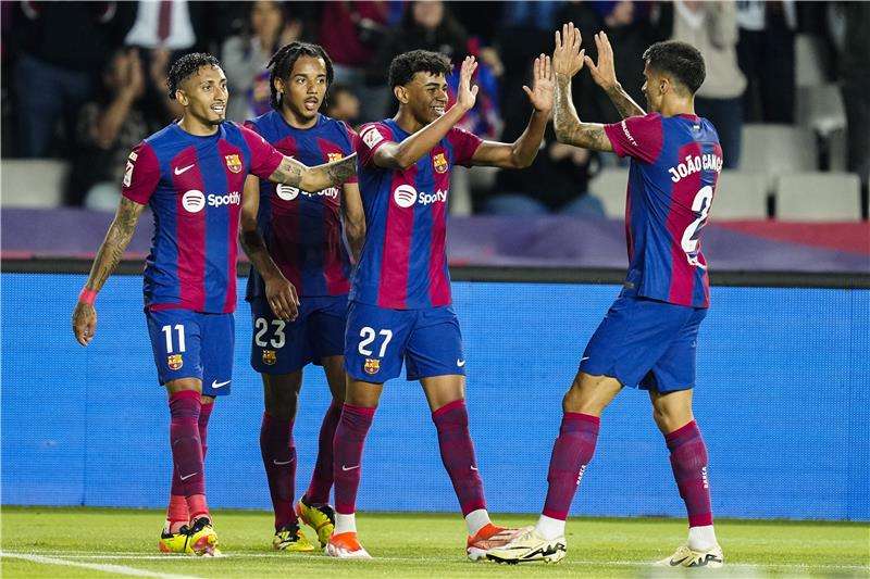 لاعبو برشلونة