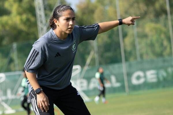 عهود العماري في معسكر إسبانيا