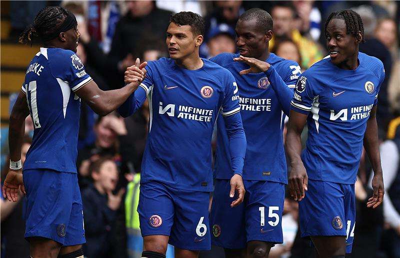 لاعبو تشيلسي