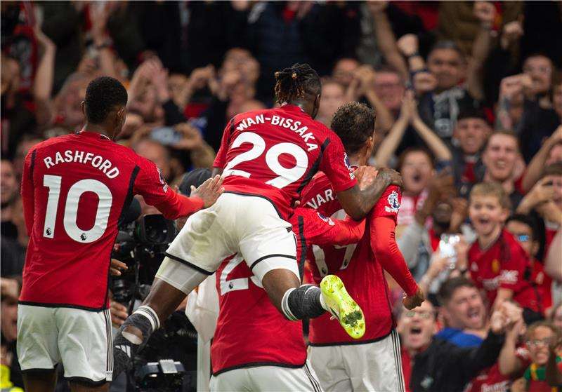 لاعبو مانشيستر يونايتد