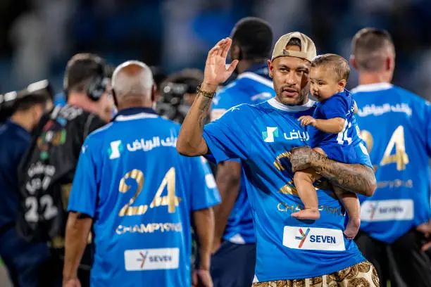 ?i=mhmed_aziz%2fhilal_celebrate%2fgettyimages-2152488006-612x612